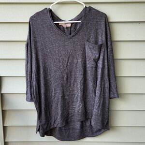 Philosophy v neck 3/4 sleeve top